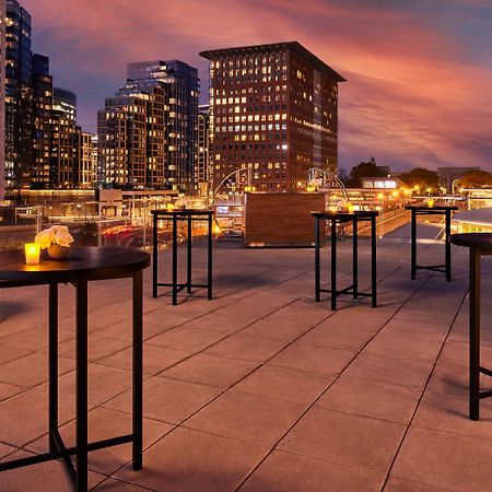 Omni Boston Hotel At The Seaport Esterno foto